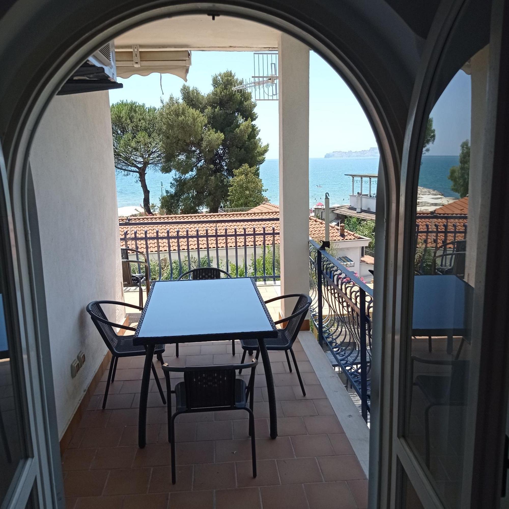 Alloggio Panoramico Sul Mare Di Vindicio Formia Esterno foto